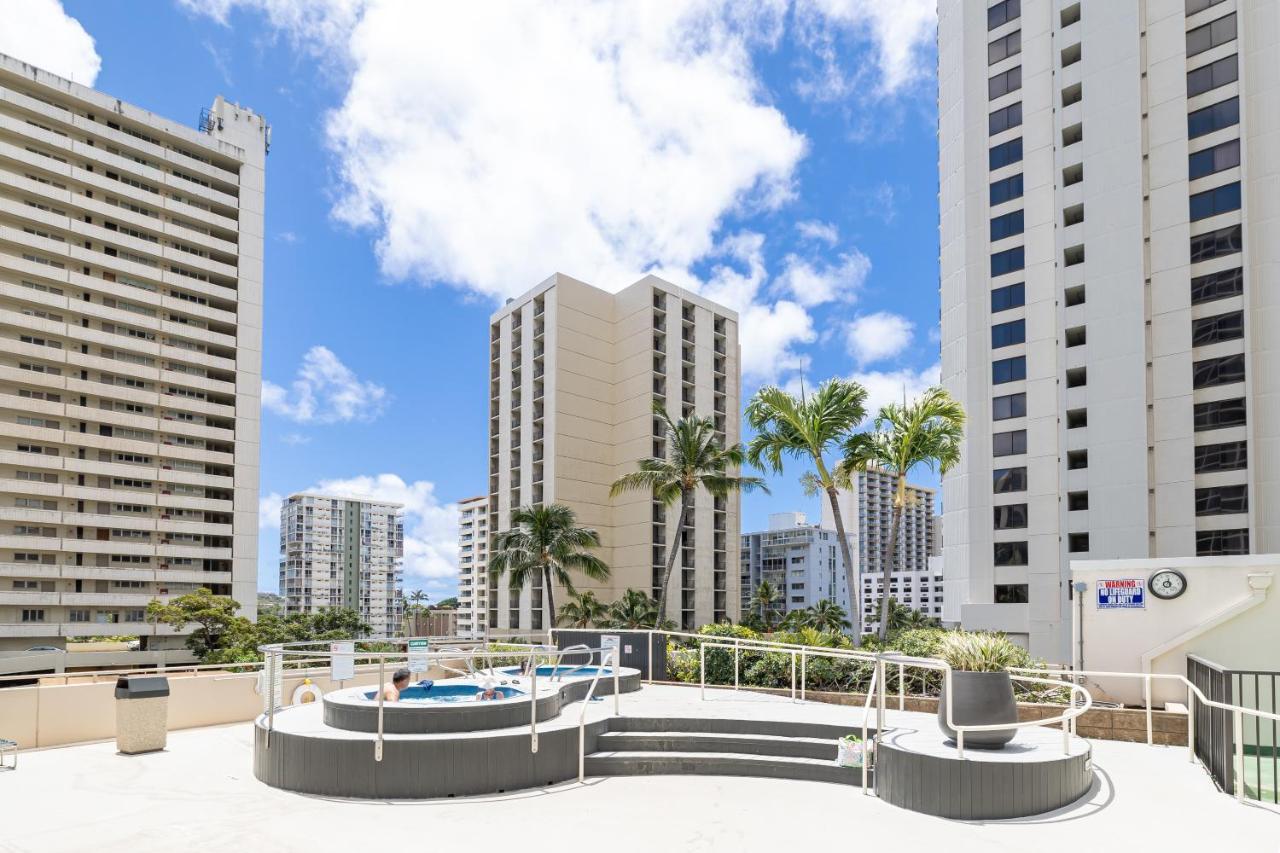1Br With Great Ocean Views, 1 Block To Waikiki Beach Honolulu Esterno foto